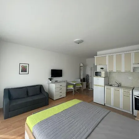 студиа Sunny Noks Apartment